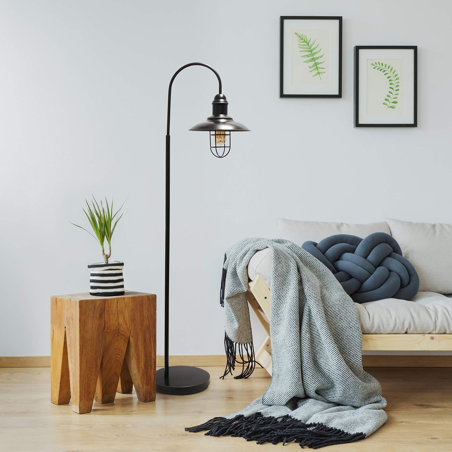 Elegant Designs Rustic Open Cage Floor Lamp, Metal, 19.25inL x 12inW x 64inH, Restoration Bronze, Model LF1032-RBZ