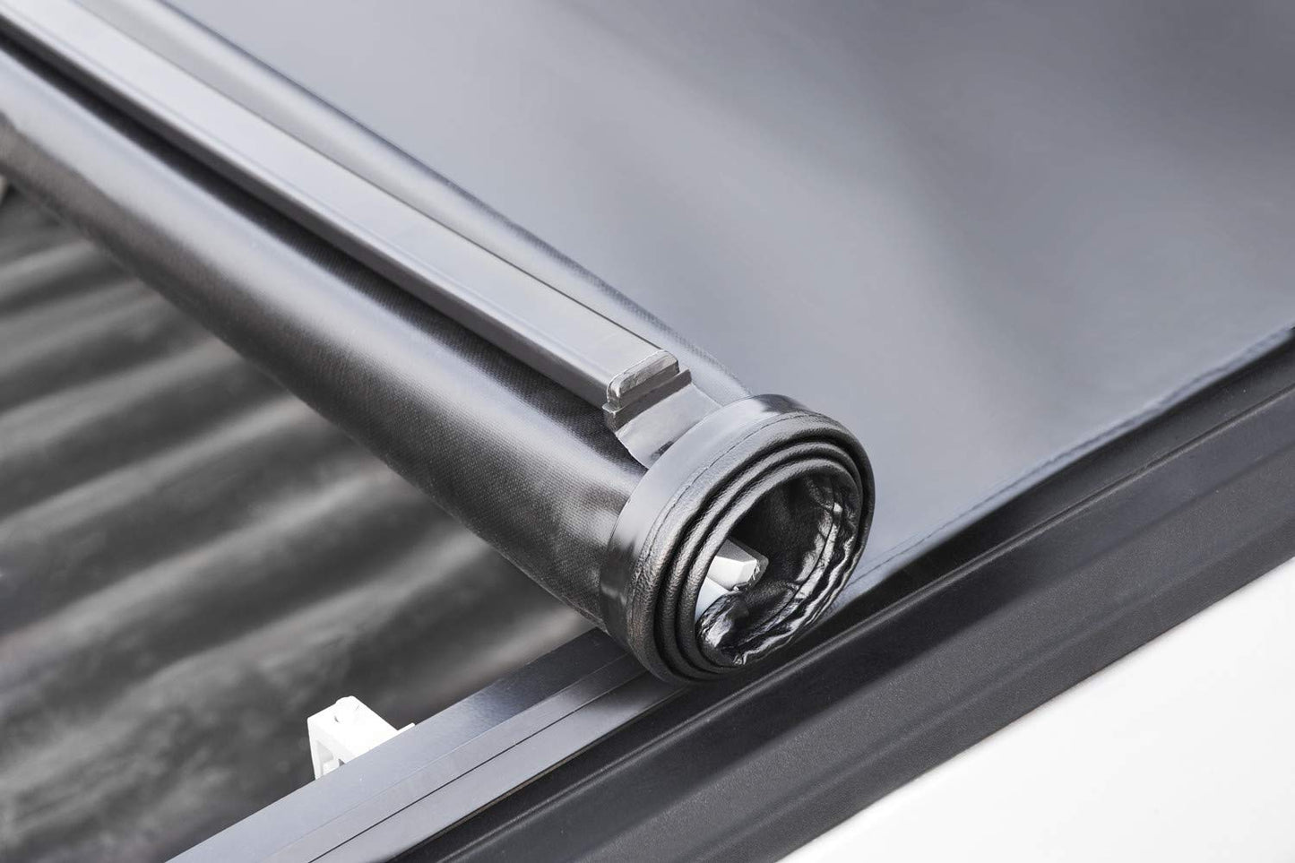 XCOVER Soft Roll Up Bed Cover, Tonneau Cover Compatible with 2015-2022 Colorado/Canyon 5' Bed