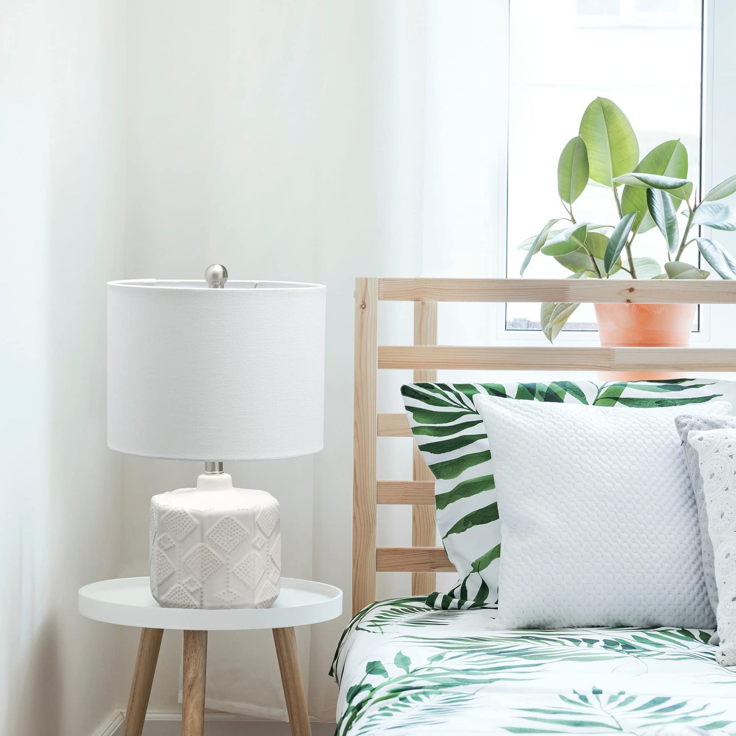 Elegant Designs Ceramic End Table Lamp, 19in Floral Textured, Off-White, Model LT2111-OFF, White Fabric Shade